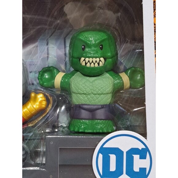 Fisher Price Little People DC Suicide Squad Collector Set, Harley Quinn - Picture 5 of 9